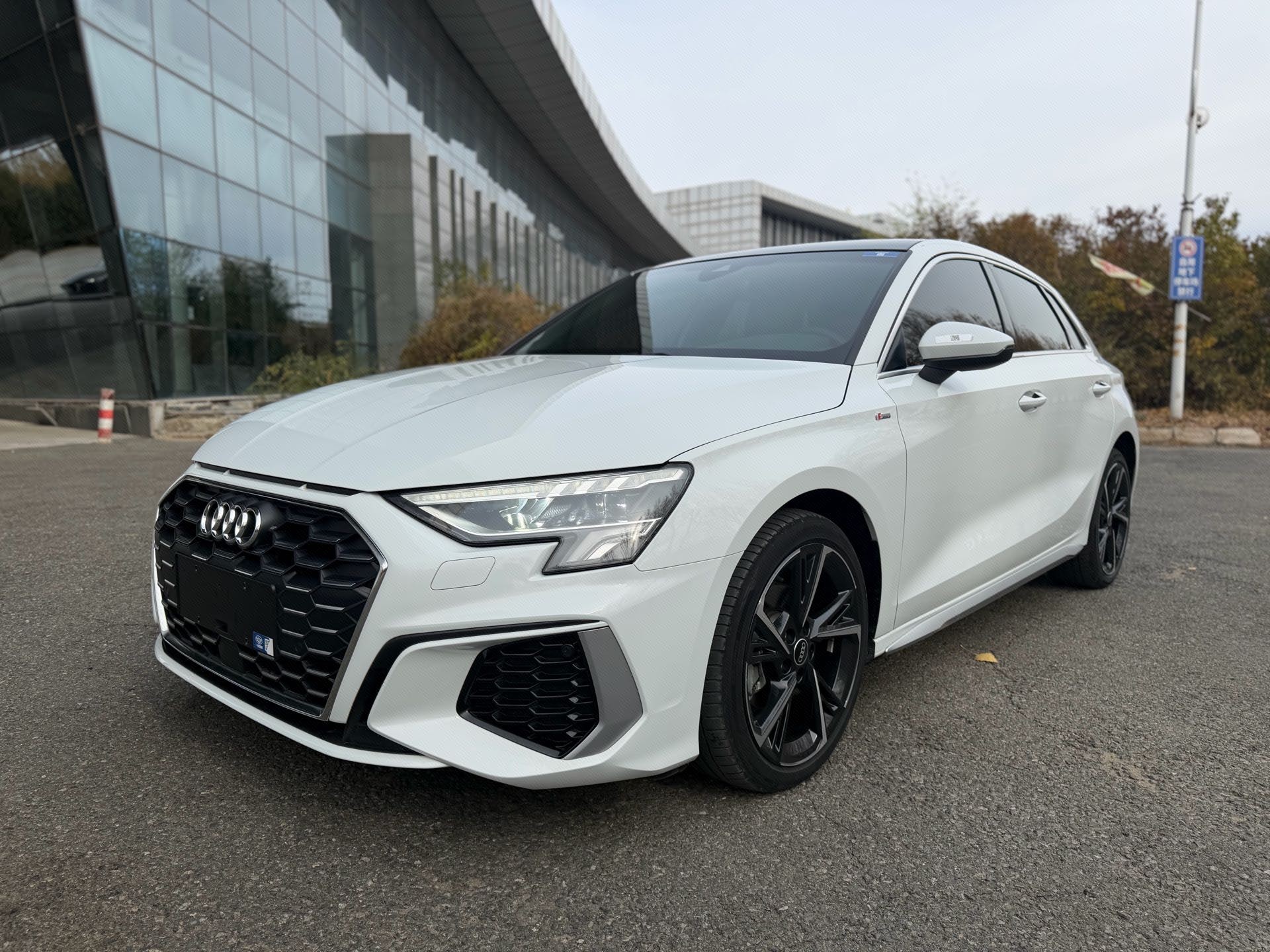 2023 2023 imagen de coche