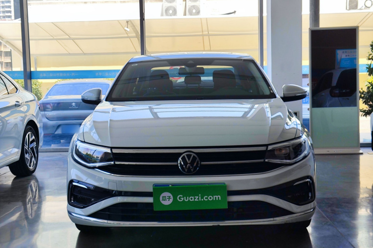 Volkswagen Bora 2024 car image #3