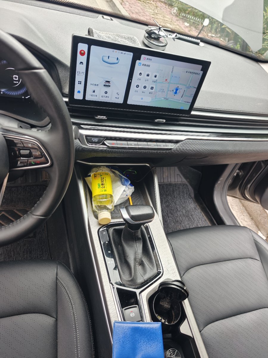 GEELY Emgrand 2023 #2 GEELY Emgrand 2023 car image #2