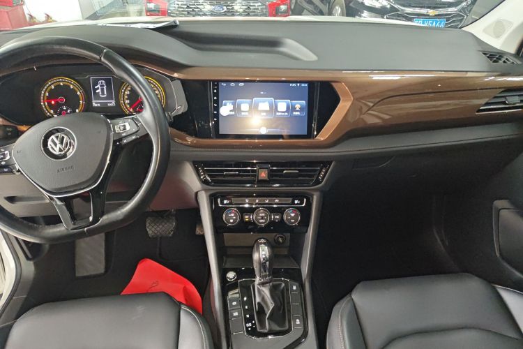 Volkswagen Tharu 2020 изображение автомобиля #17