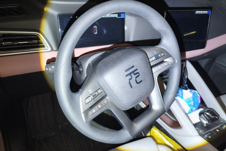 BYD YuanUP 2024 #11 BYD YuanUP 2024 car image #11