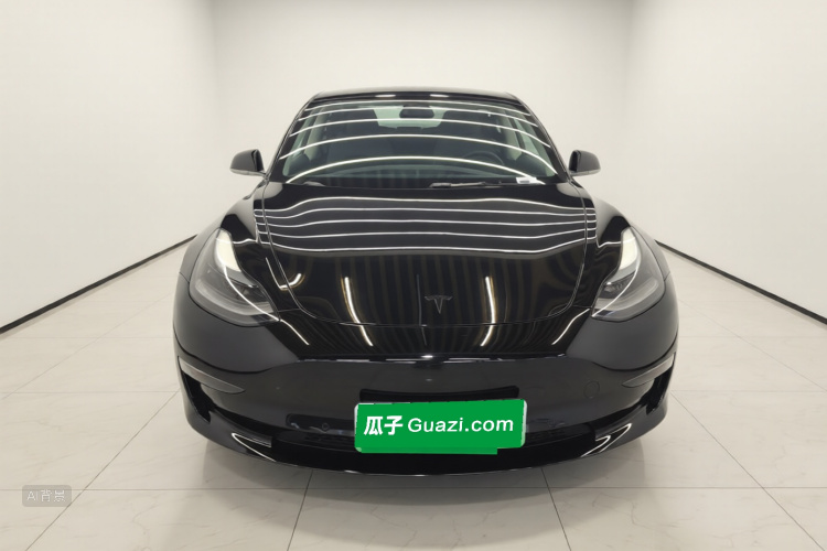 Tesla Model 3 2022 car image #3