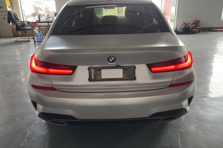 BMW 3 Series 2020 #6 BMW 3 Series 2020 car image #6