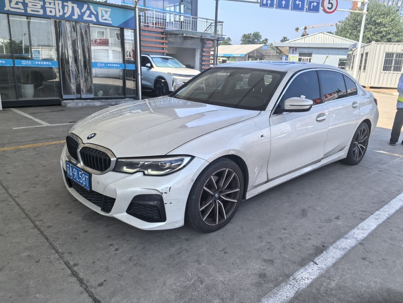 BMW 3 Series 2020 car image 