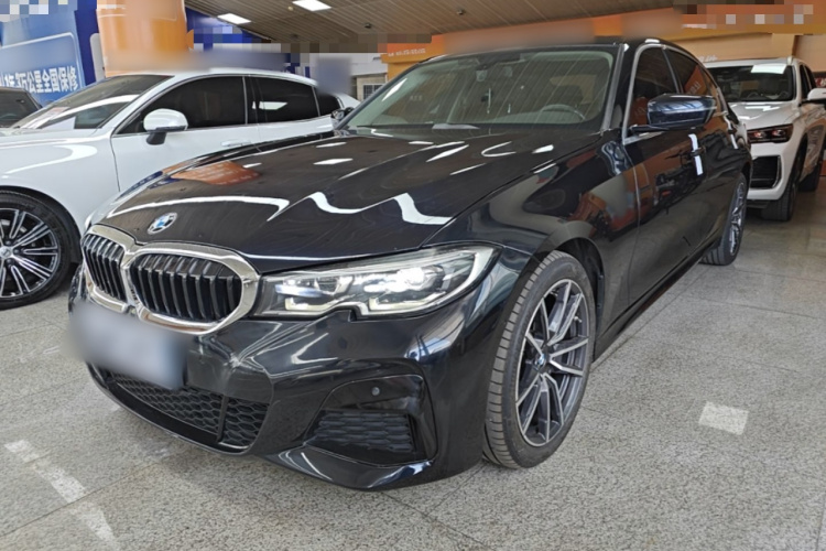 BMW 3 Series 2022 #2 BMW 3 Series 2022 car image #2