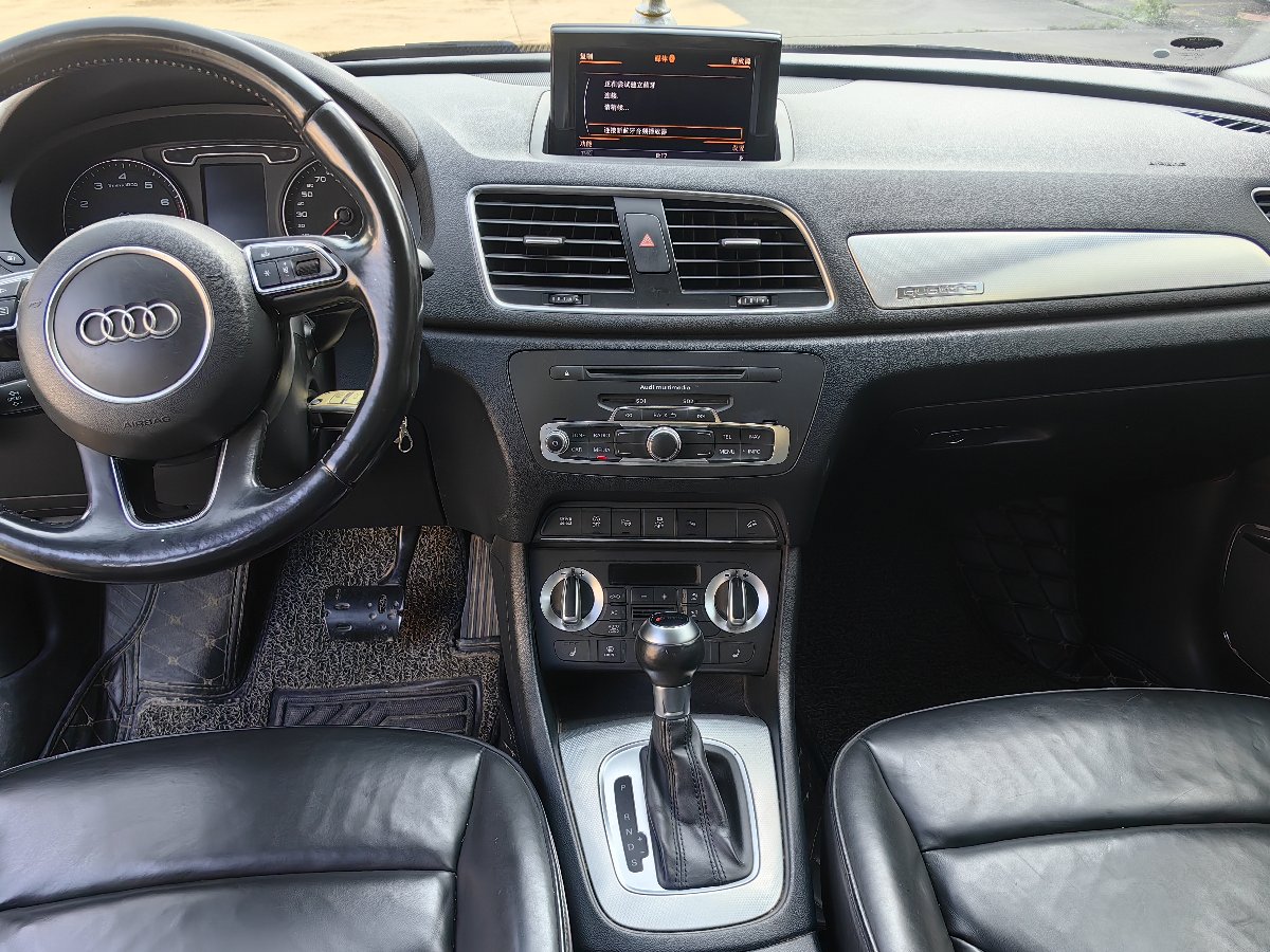 Audi Q3 2013 #9 Audi Q3 2013 car image #9