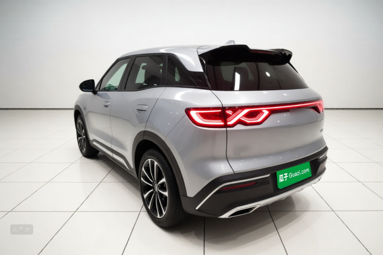 BYD YuanUP 2025 #5 BYD YuanUP 2025 car image #5