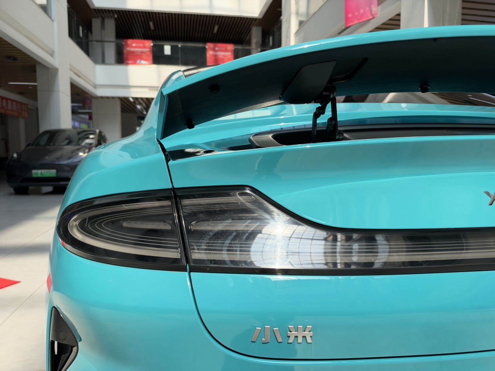 MI SU7 2025 imagem de carro #16