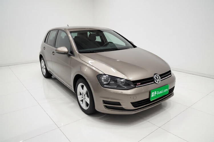 Volkswagen Golf 2014 car image #4