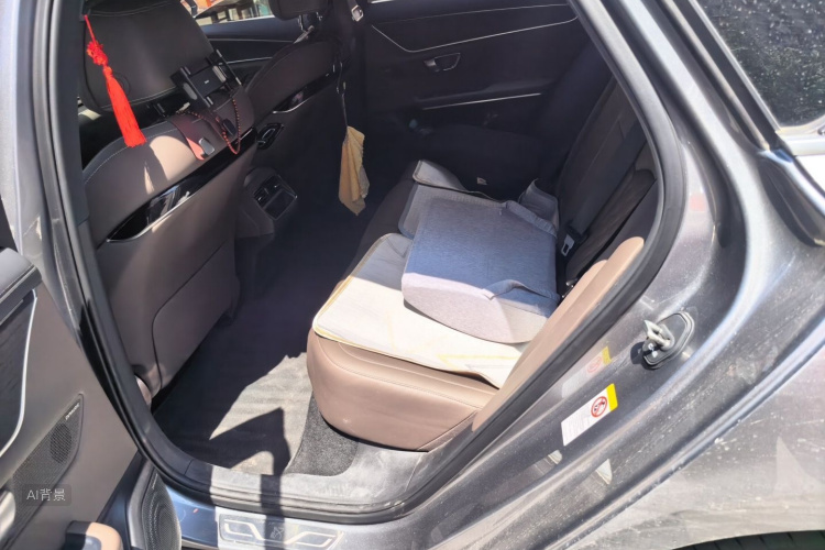 BYD Han 2024 car image #19