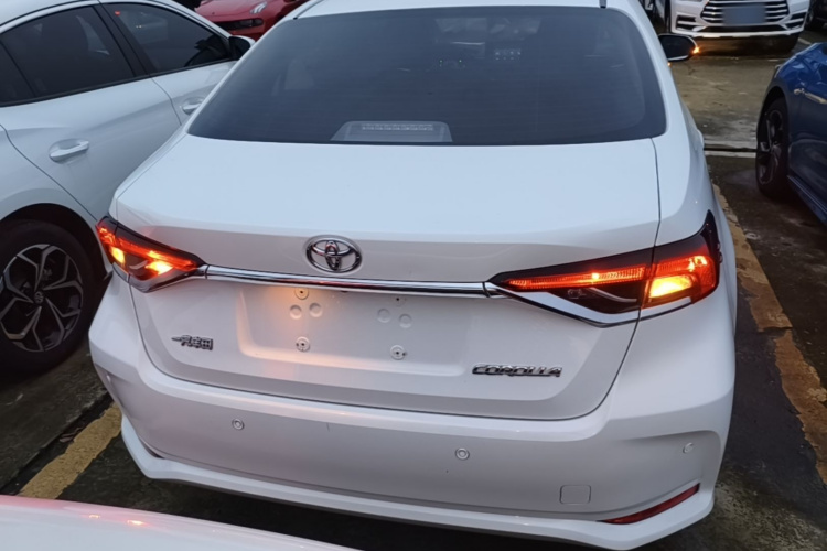 Toyota Corolla 2021 #6 Toyota Corolla 2021 car image #6