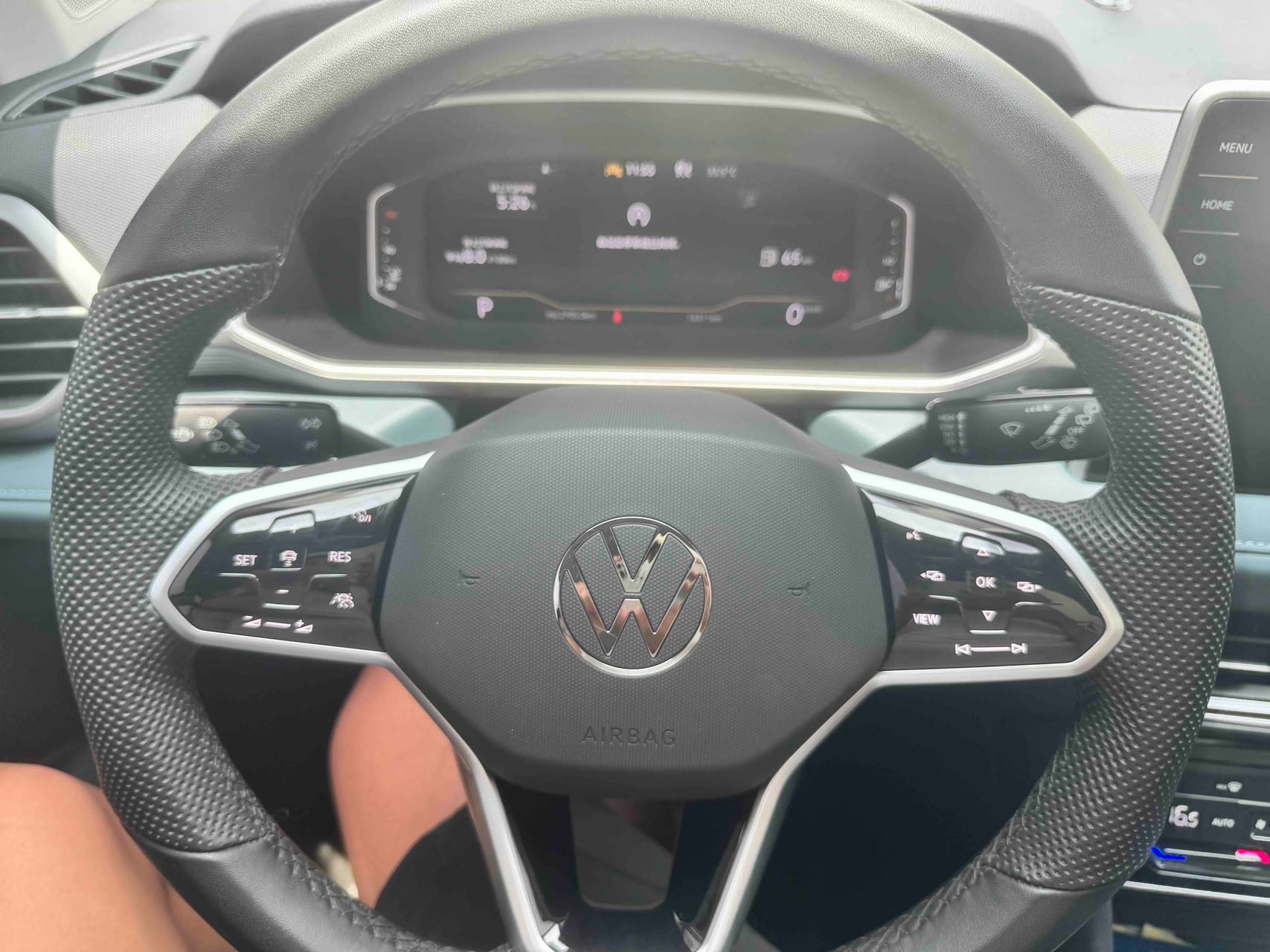Volkswagen Tharu 2024 car image #5