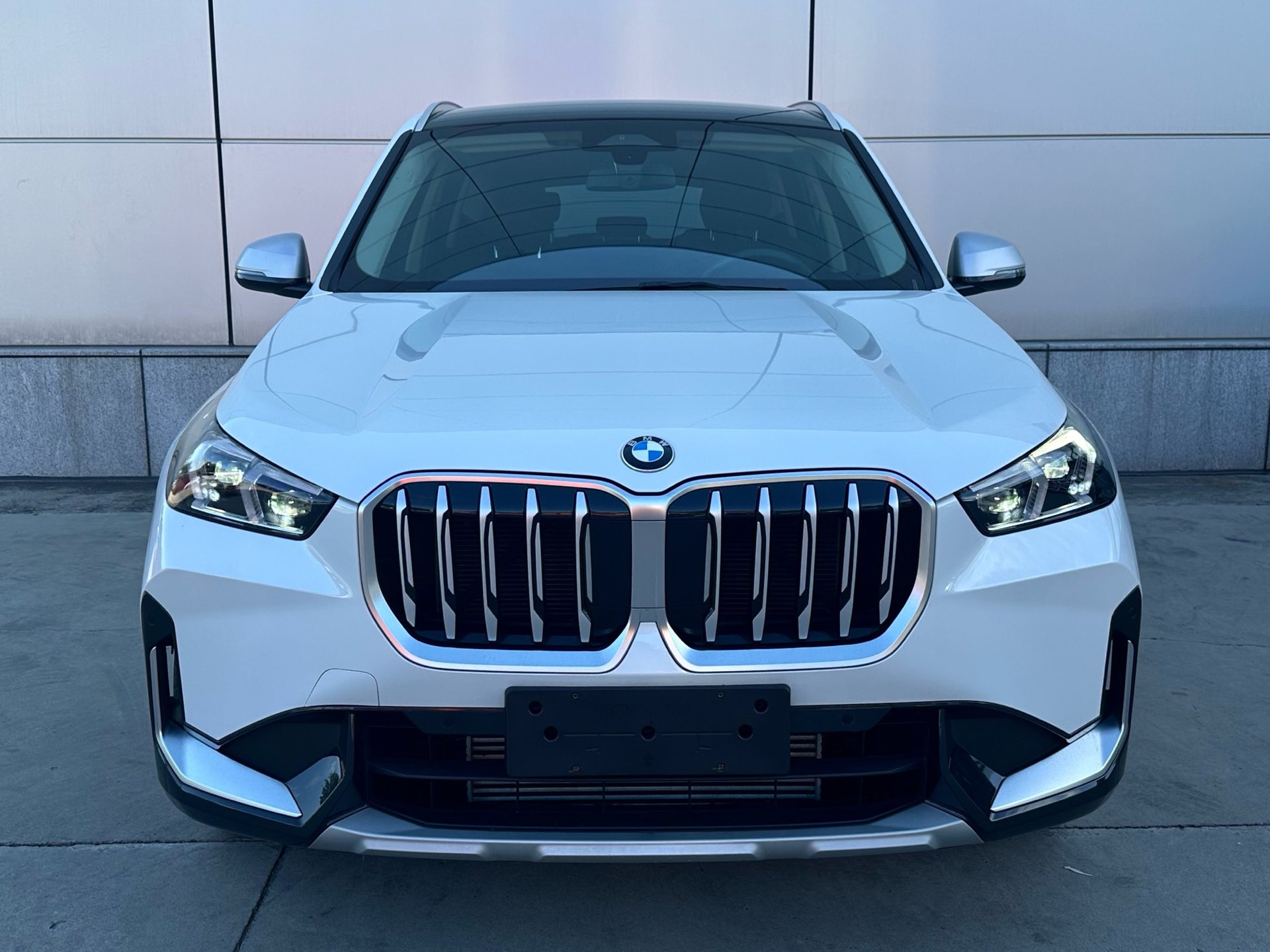 BMW X1 2023 صورة سيارة #2