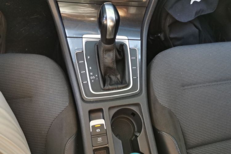 Volkswagen Golf 2018 #14 Volkswagen Golf 2018 car image #14