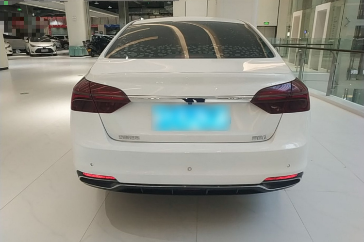 GEELY Emgrand 2020 car image #6