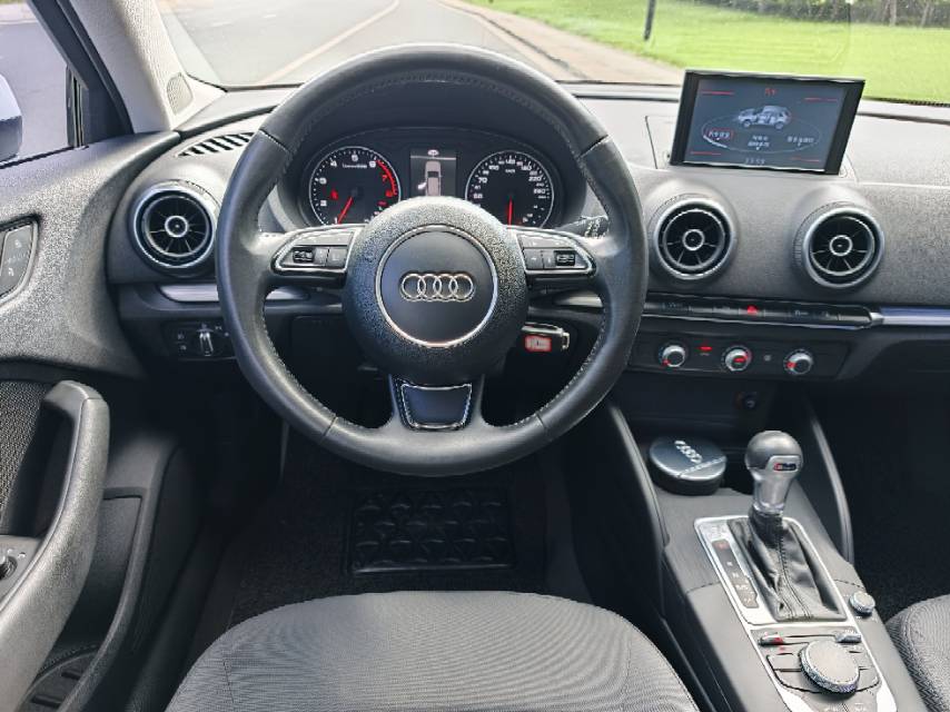 Audi A3 2015 car image #9