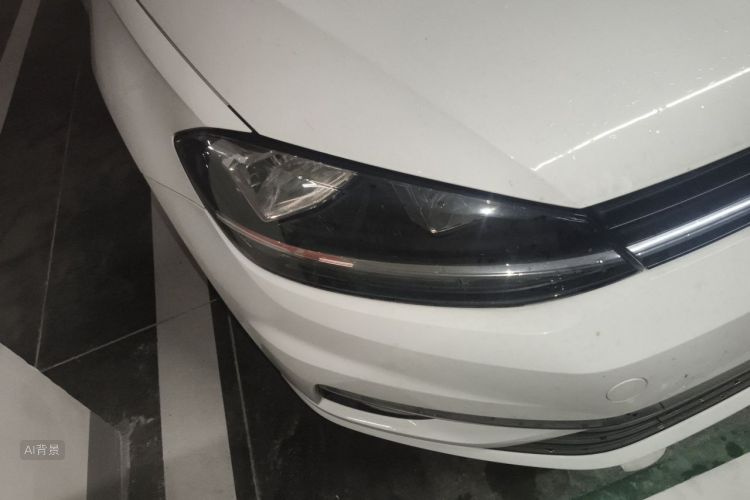 Volkswagen Golf 2020 car image #8