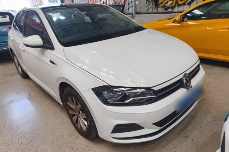 Volkswagen Polo 2019 car image #4