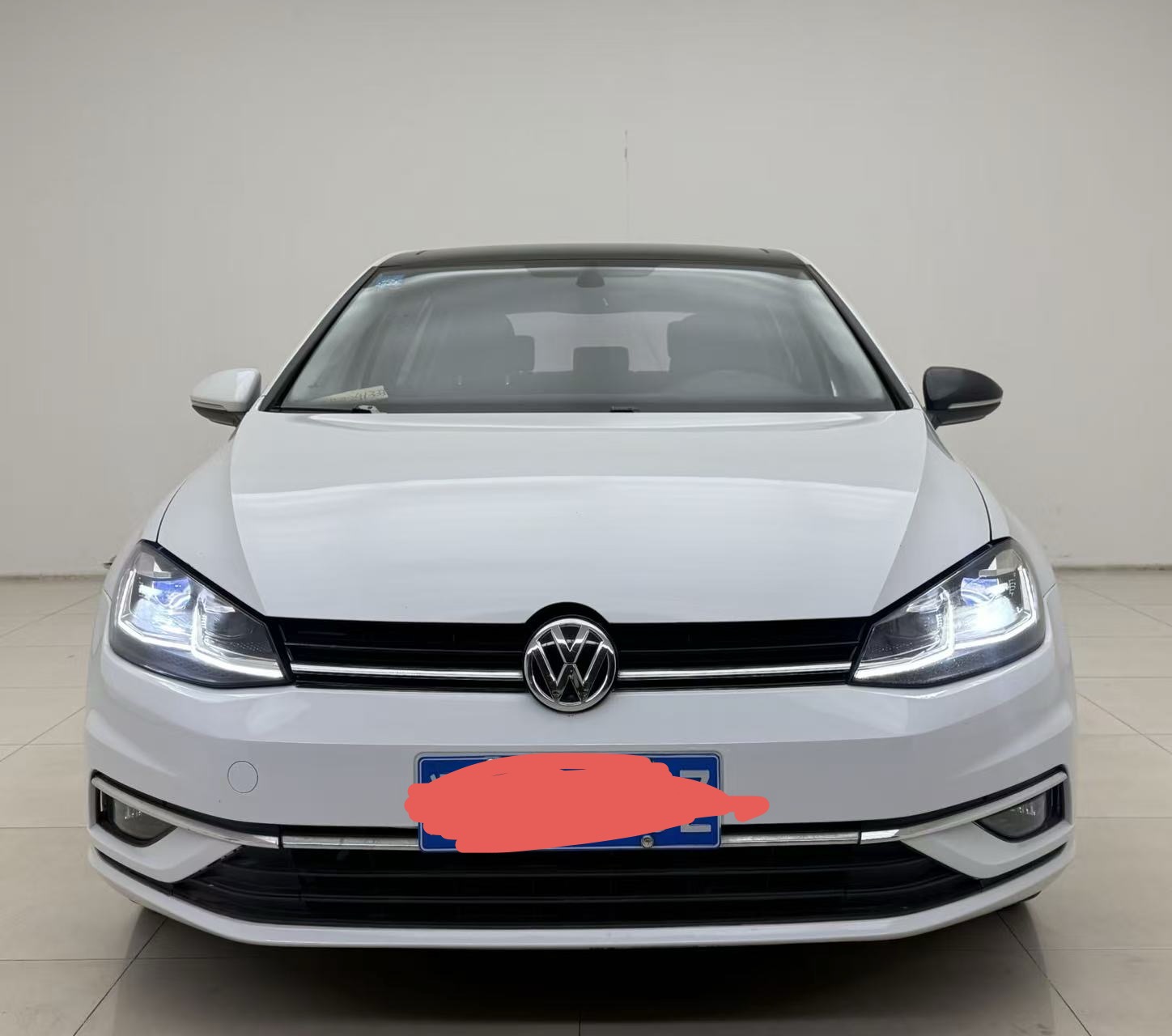 Volkswagen Golf 2018 car image 