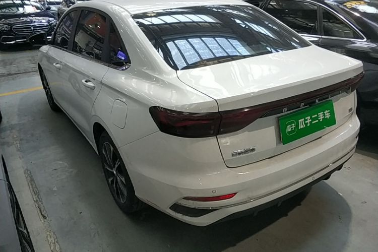 GEELY Emgrand 2025 car image #5