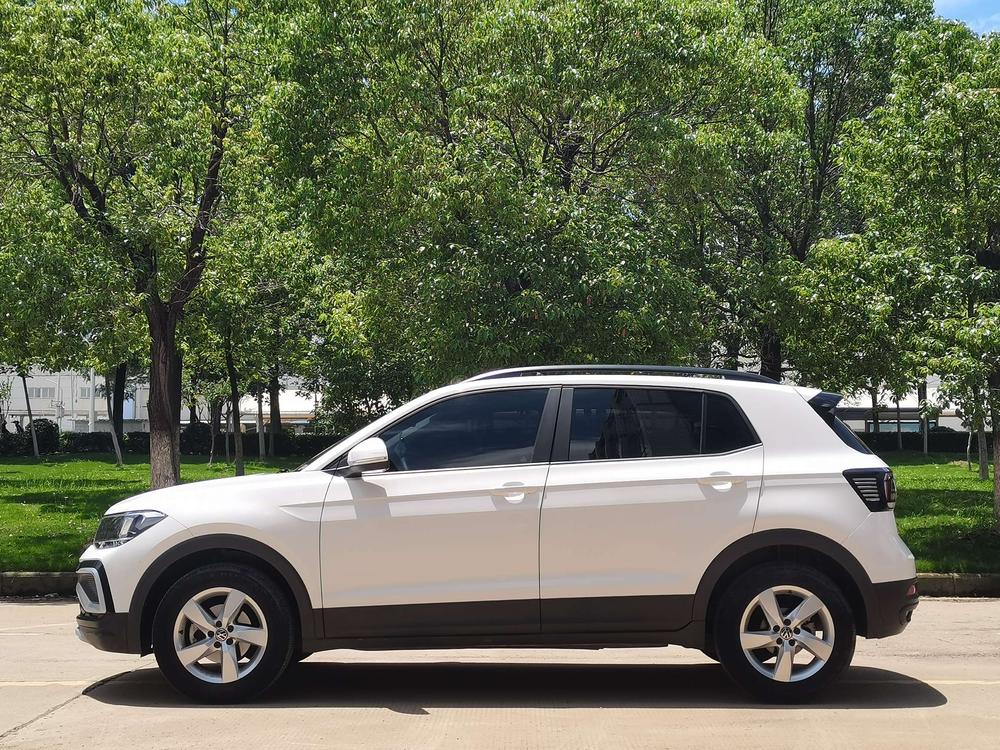 Volkswagen T-Cross 2021 #4 Volkswagen T-Cross 2021 car image #4