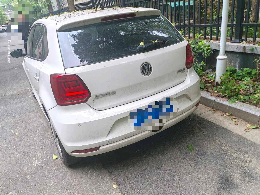 Volkswagen Polo 2016 car image #3