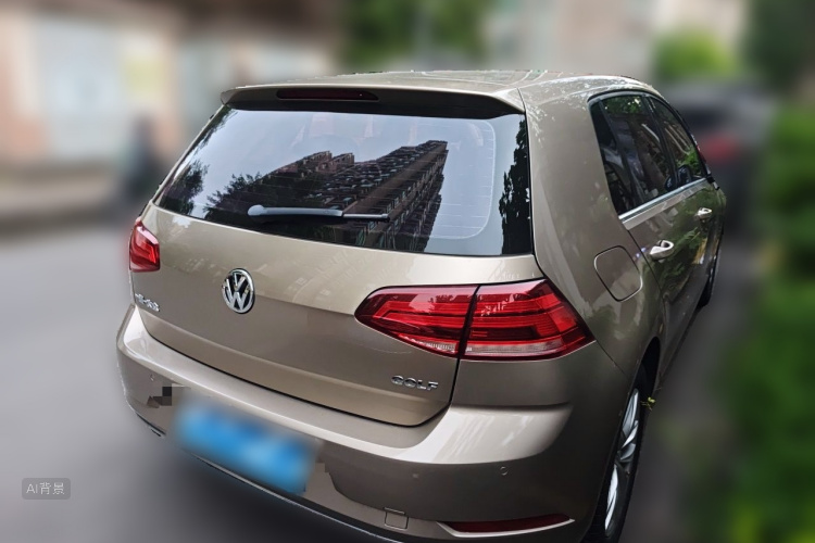 Volkswagen Golf 2018 car image #7