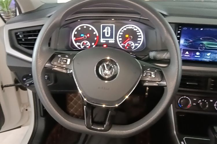 Volkswagen Polo 2019 #11 Volkswagen Polo 2019 car image #11