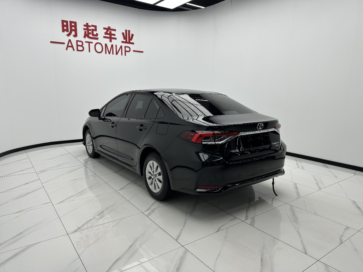 2023 #8 2023 immagine di auto #8