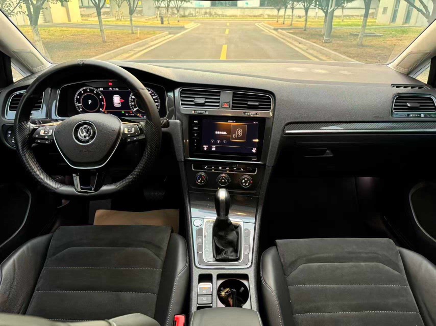 Volkswagen Golf 2021 #8 Volkswagen Golf 2021 car image #8