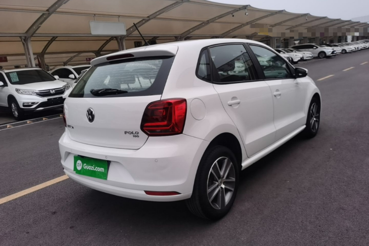 Volkswagen Polo 2018 car image #7
