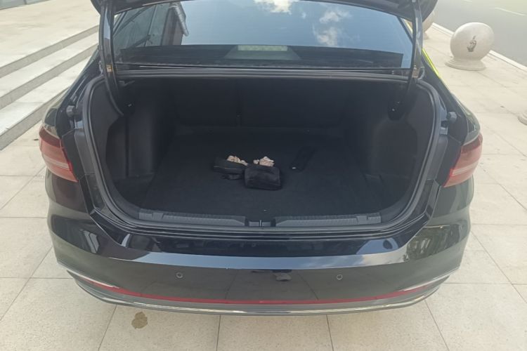 Volkswagen Lavida 2023 car image #19