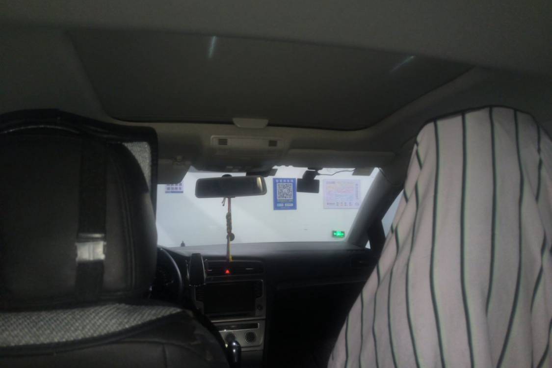 Volkswagen Golf 2014 car image #20