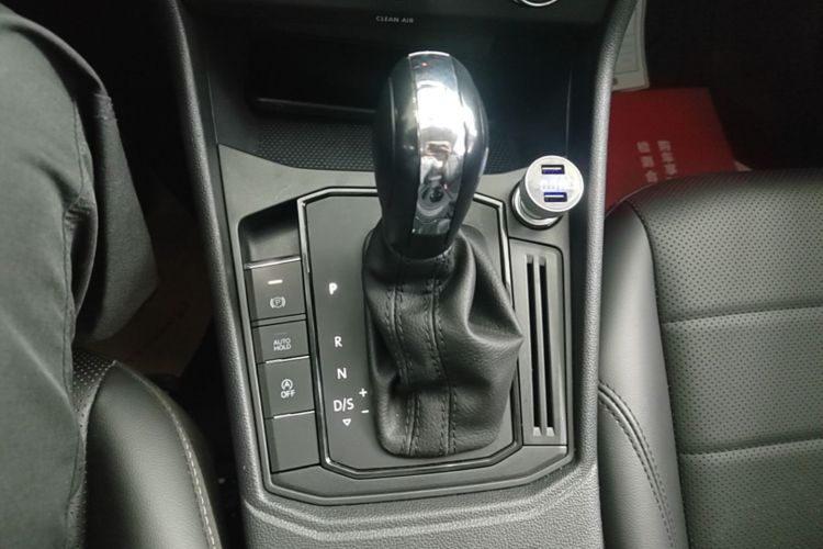 Volkswagen Lavida 2020 car image #18