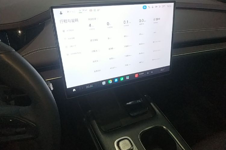 MI SU7 2025 car image #13