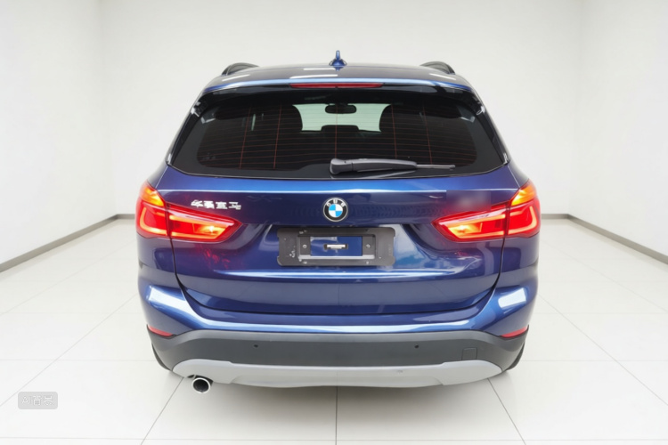BMW X1 2017 #6 BMW X1 2017 car image #6