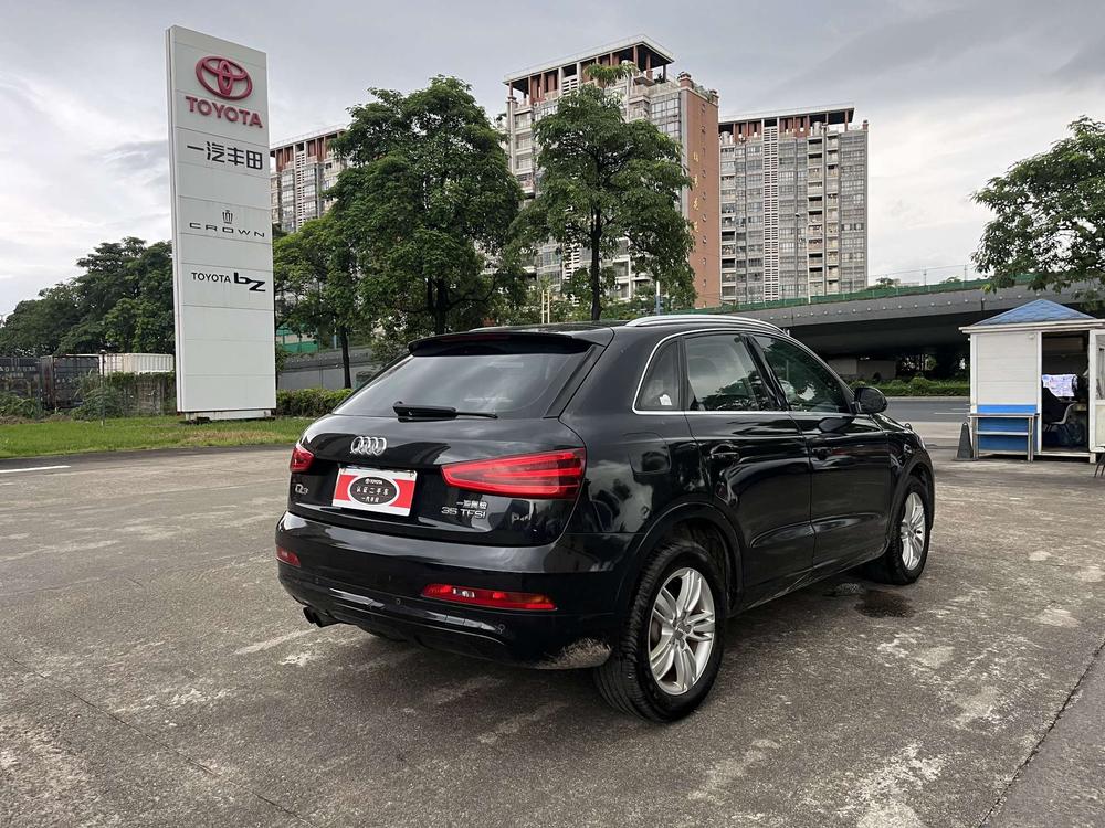 Audi Q3 2014 car image #7