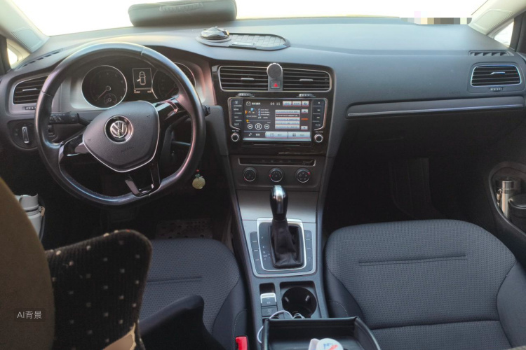 Volkswagen Golf 2015 car image #11
