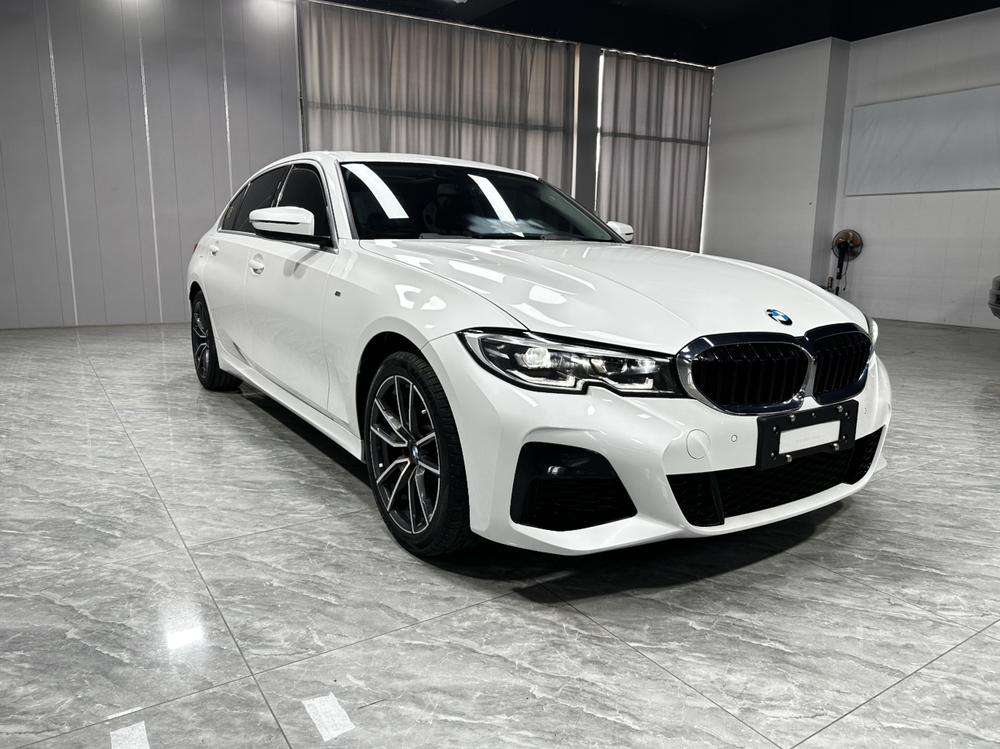 BMW 3 Series 2022 car image #3