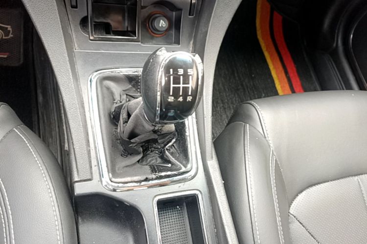 GEELY Emgrand 2017 car image #14