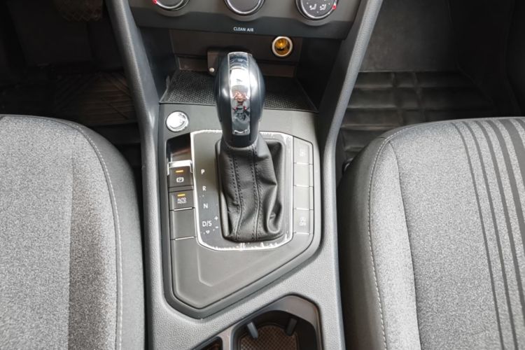 Volkswagen Tharu 2021 car image #14