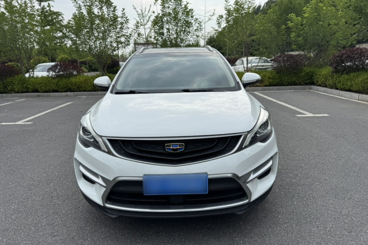 GEELY Emgrand GS 2017 car image #3