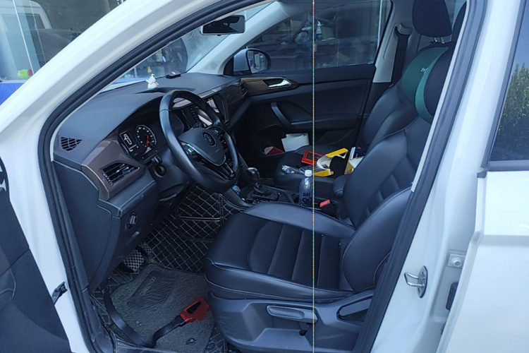 Volkswagen Tharu 2021 car image #19