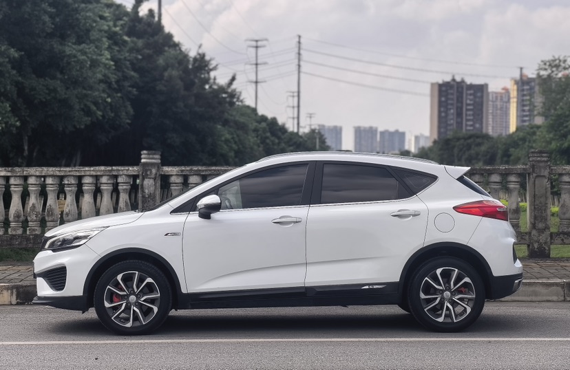 GEELY Emgrand GS 2018 #2 GEELY Emgrand GS 2018 car image #2