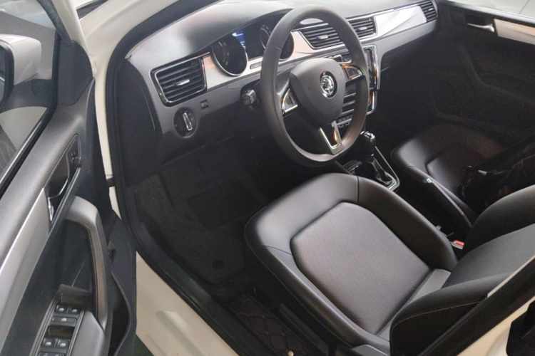 Skoda Rapid 2021 #16 Skoda Rapid 2021 car image #16