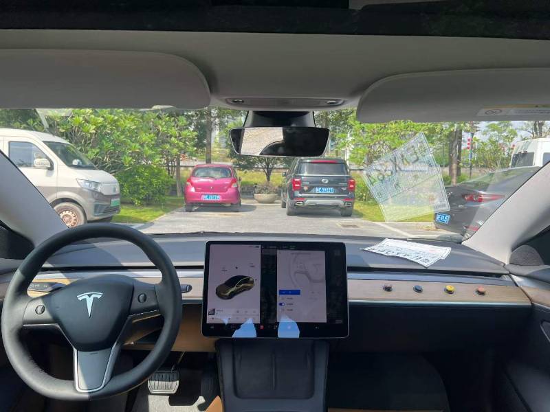 Tesla Model 3 2021 car image #8