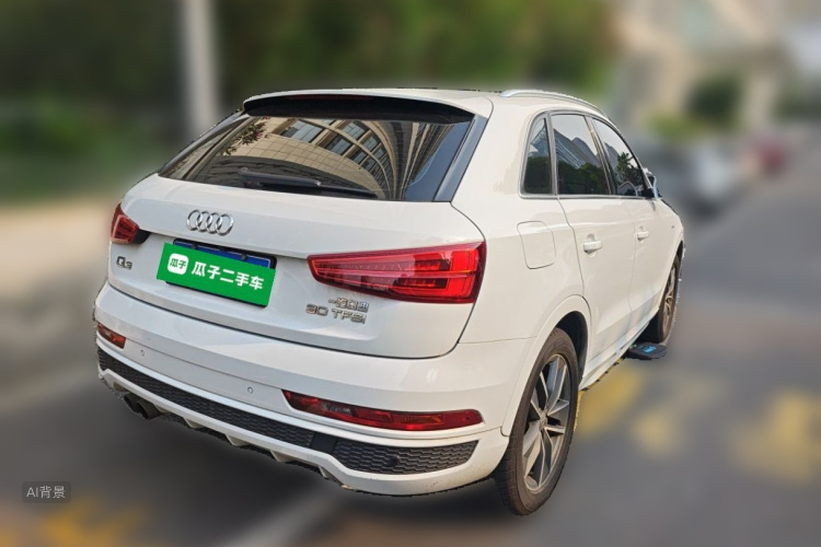 Audi Q3 2019 car image #7