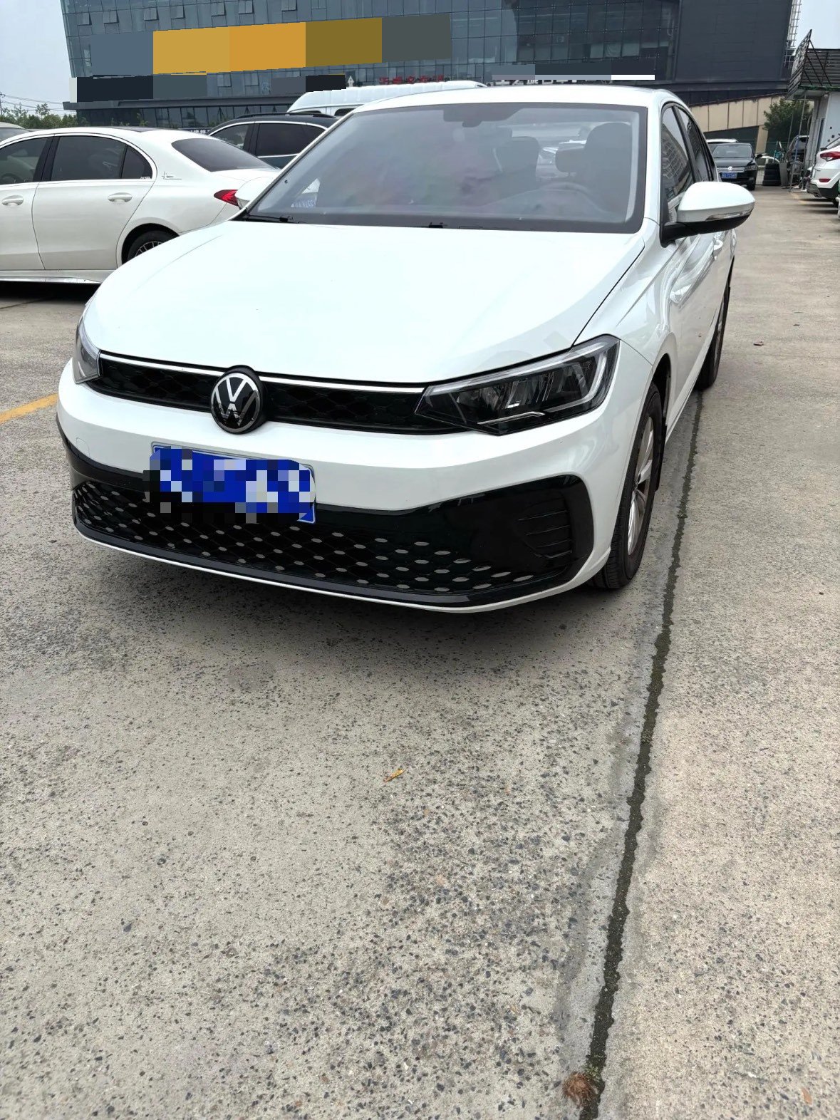 Volkswagen Lavida 2025 car image 
