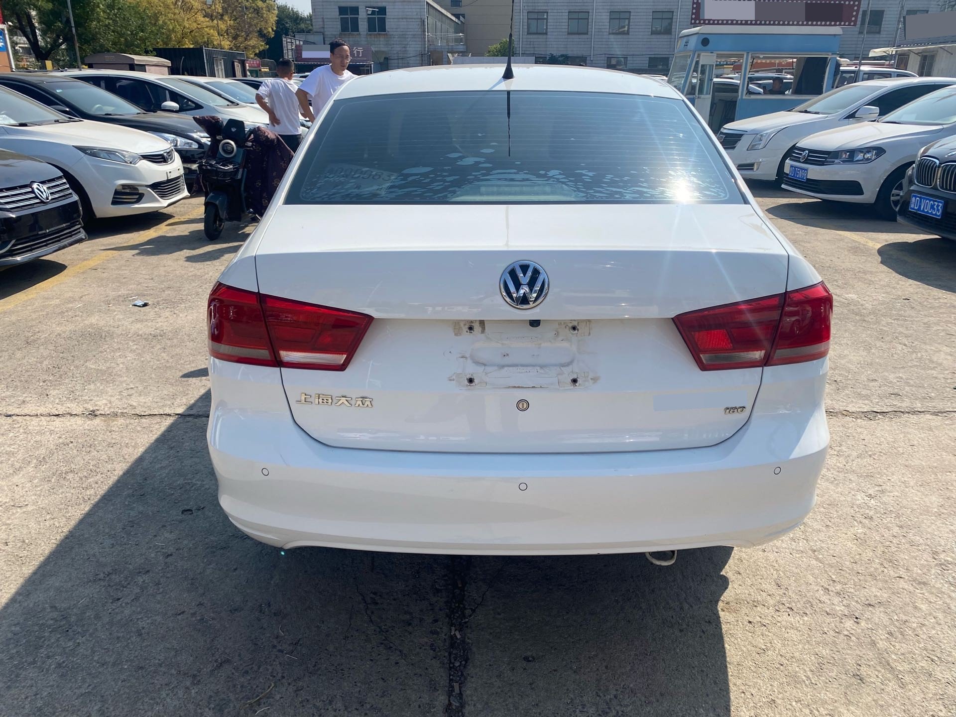 Volkswagen Santana 2016 car image #4
