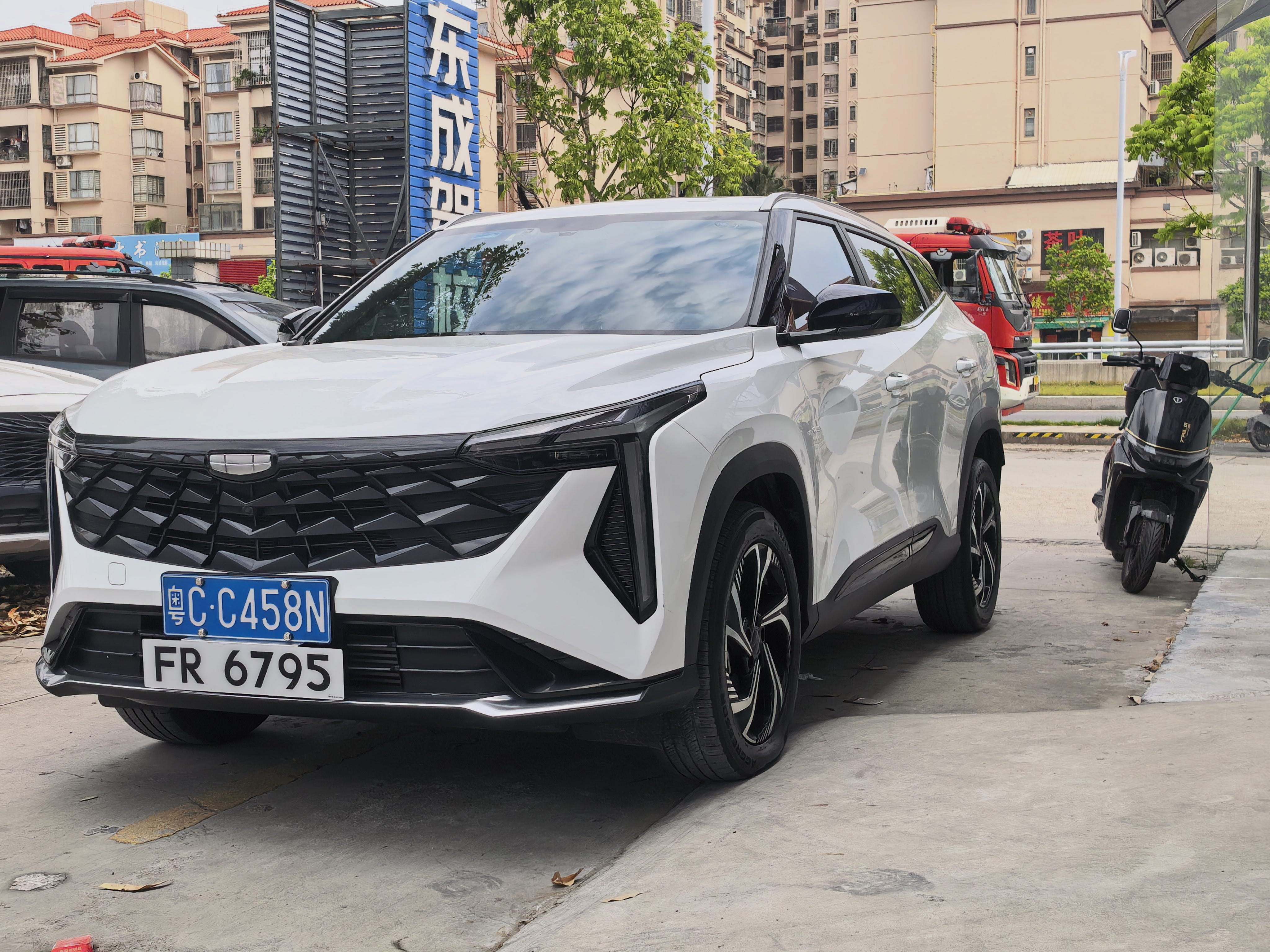 GEELY Boyue 2025 GEELY Boyue 2025 car image